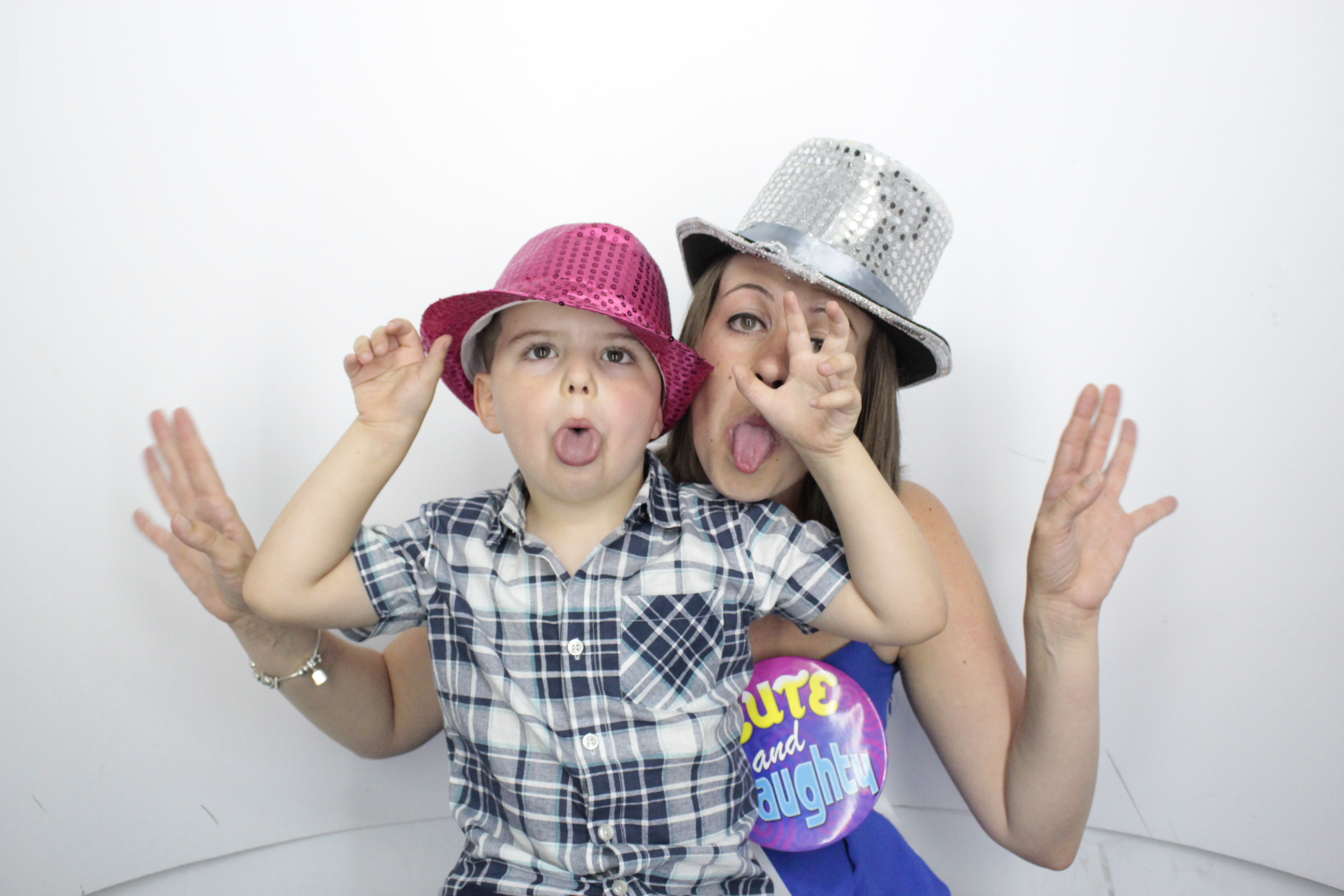 Kerry's 30th Birthday | View more photos from the event at gallery.myphotoboothexperience.co.uk/u/MyPhotoBoothExperienceLtd/Kerrys-30th-Birthday